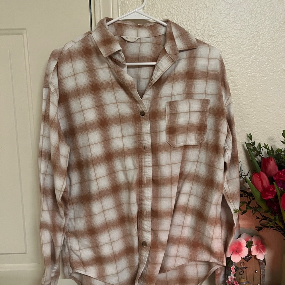 Hollister Brown and White Plaid Button Down Shirt